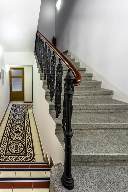 Baranova Apartments Prag Exteriör bild