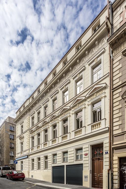 Baranova Apartments Prag Exteriör bild